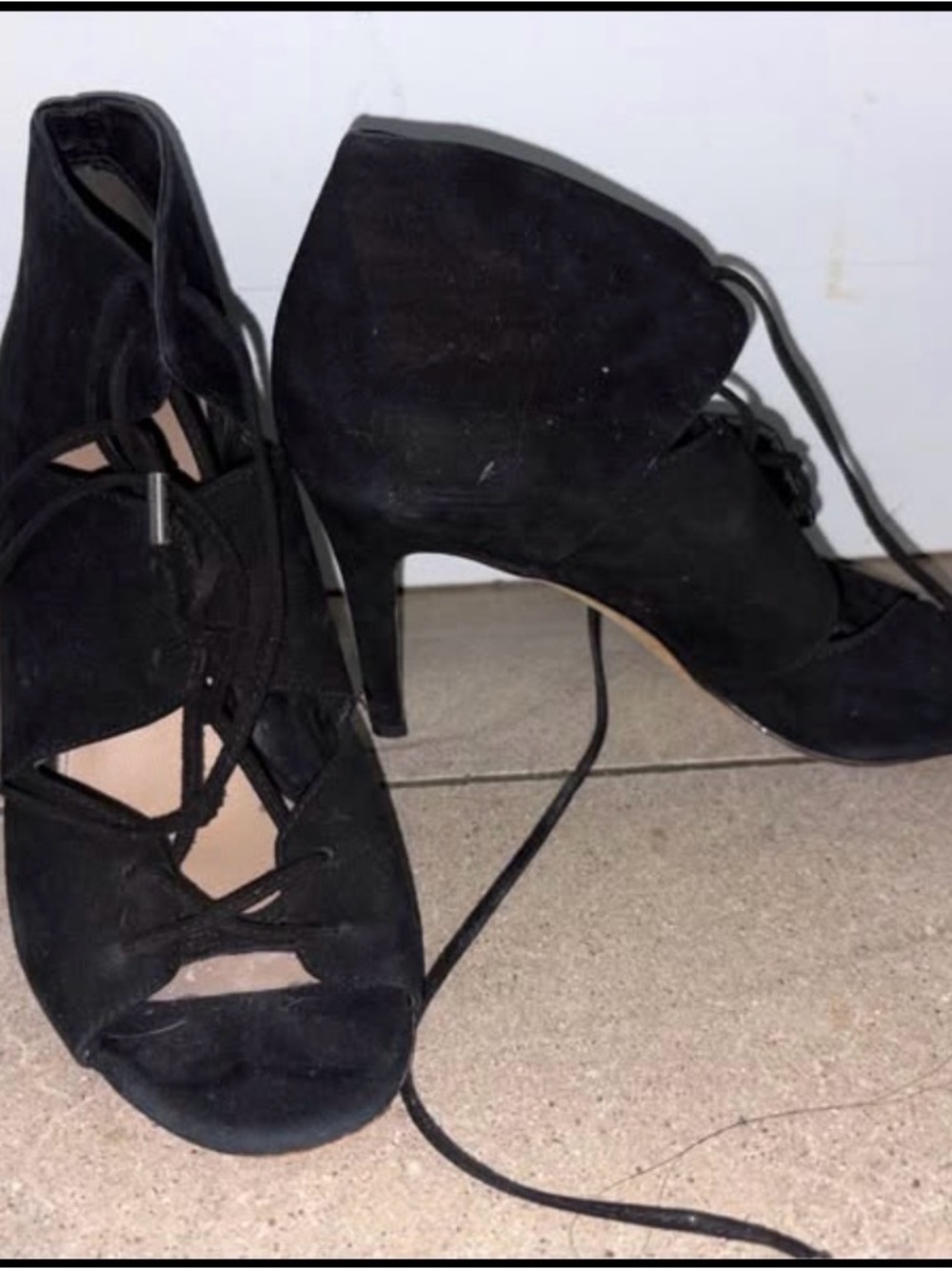 4/6โ High Heel $5 each